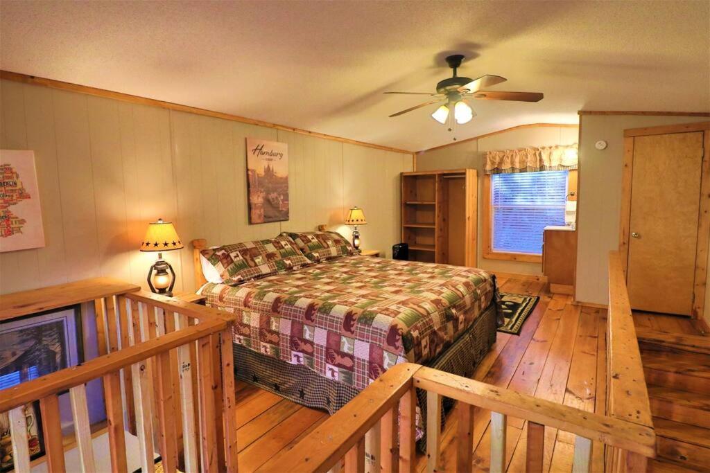 Oktoberfest Themed Cabin In Woods Stream #14 Helen Exterior foto