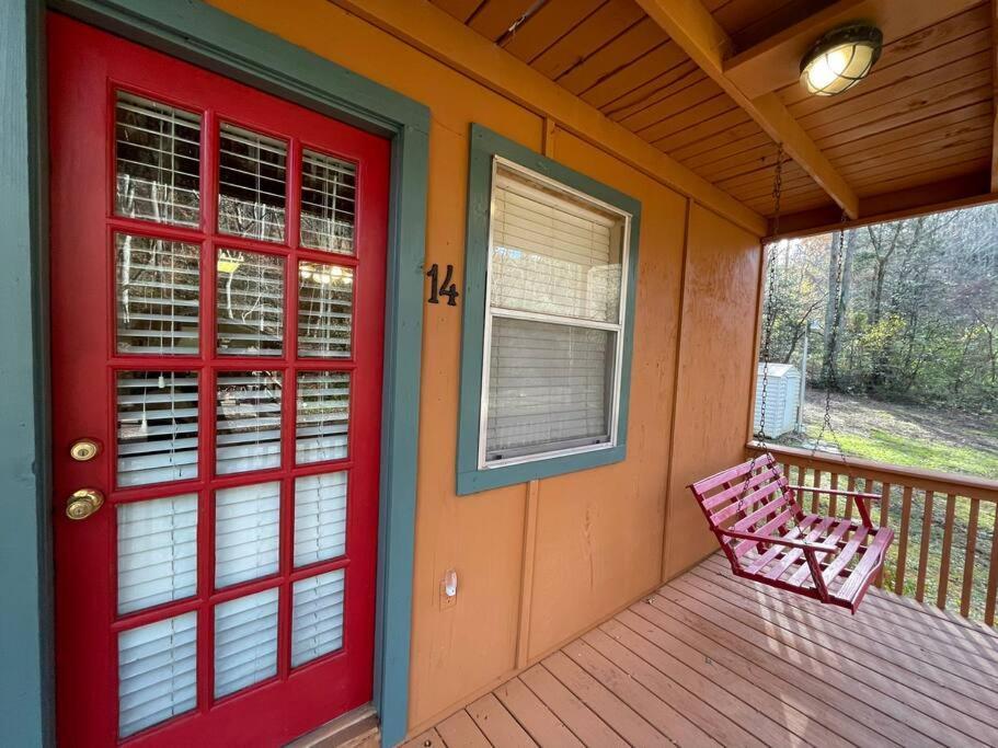 Oktoberfest Themed Cabin In Woods Stream #14 Helen Exterior foto